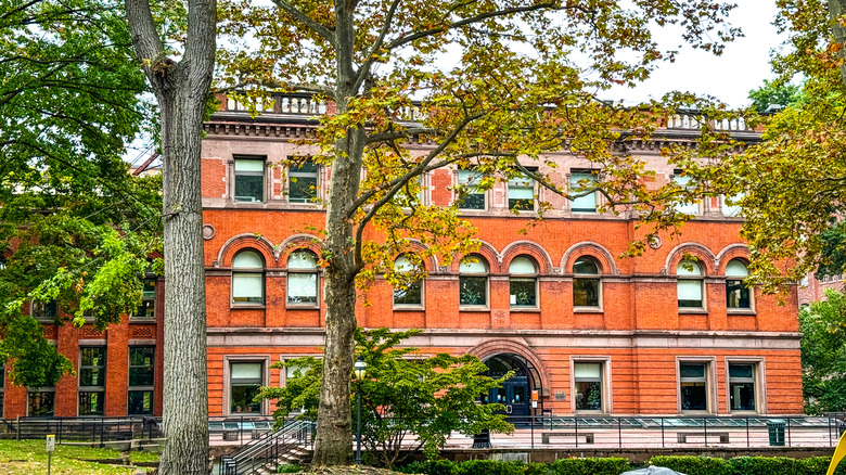 Pratt Institute exterior