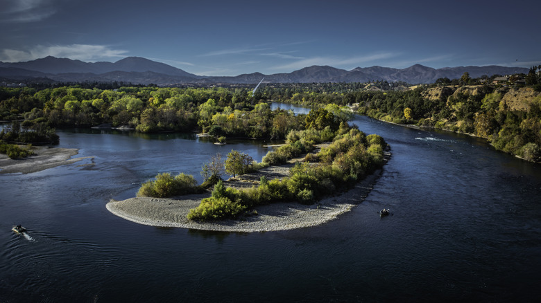 Sacramento River, trees, mountains