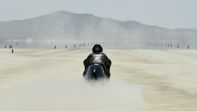 Rider in El Mirage, Adelanto