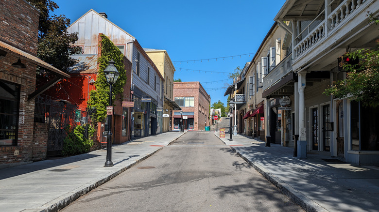 A street cuts through the historic area of Nevada City, CA