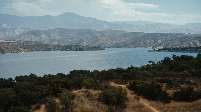 A panoramic view of Cachuma Lake with the mountains in the distance