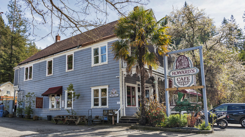 Howard's Cafe in Occidental