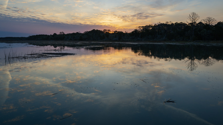 Sunrise at Huntington Lake in the summer