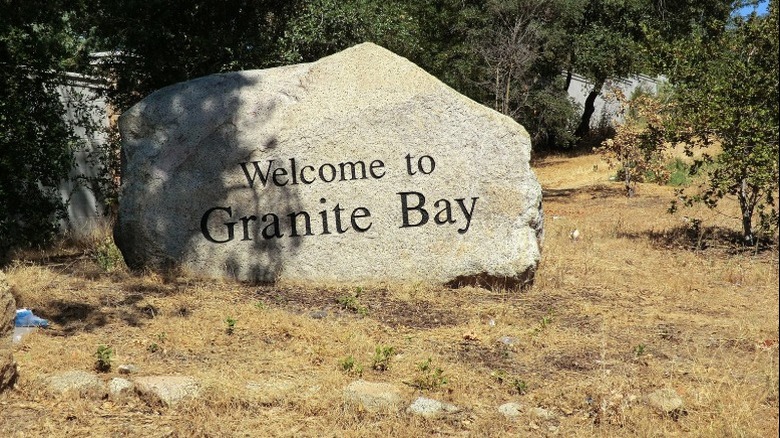 "Welcome to Granite Bay" written on a rock