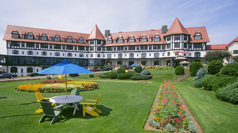 Exterior of the Algonquin Hotel in St. Andrews