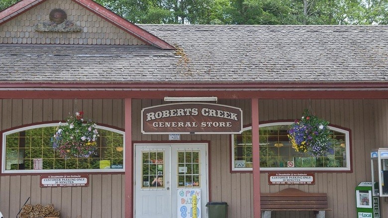 Exterior of Roberts Creek General Store