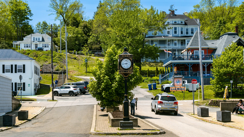 Two-way street in Digby town, Nova Scotia