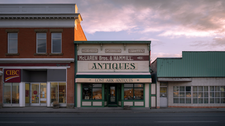 Exterior of Lost Ark Antiques in Nanton, Alberta