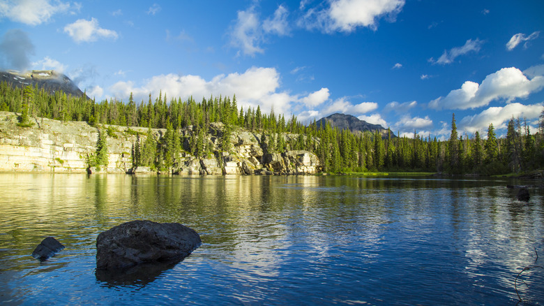 A lake and cliffs in the Monkman Provincial Park
