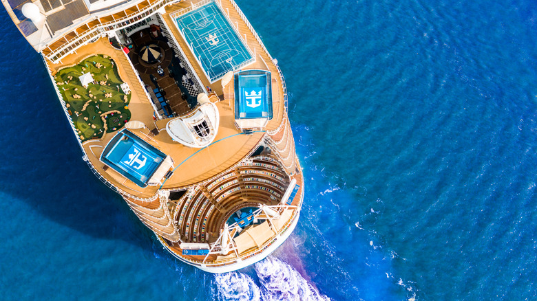 Royal Caribbean's Allure of the Seas leaving Southhampton Port