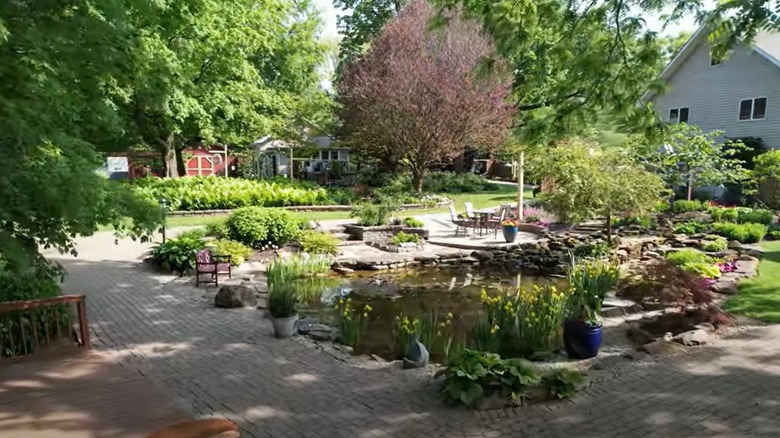 View of Avon Gardens courtyard