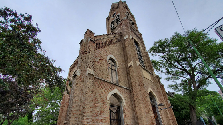 Zion Evangelical Ghost Church's facade in Chicago