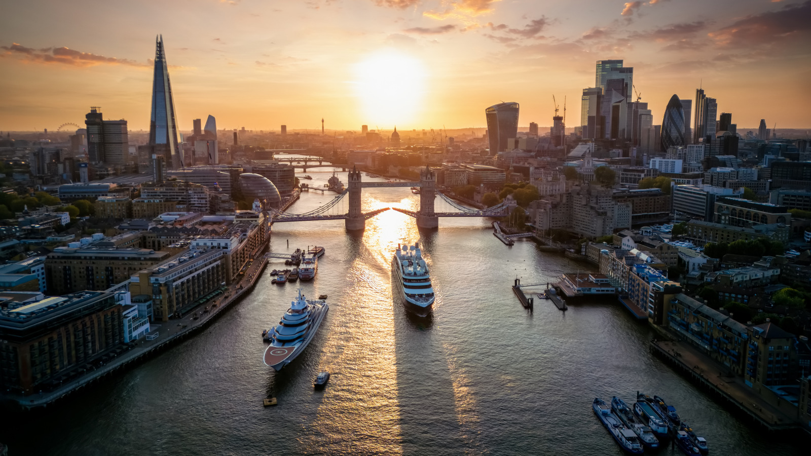 5 Cities Around The Globe With London Vibes At A Lower Price