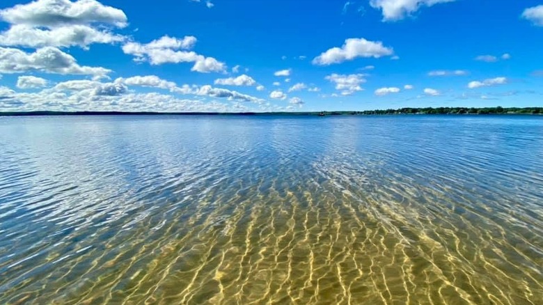Clear view of the pretty shallow water of Shell Lake