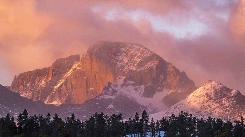 Sunrise above Longs Peak in the Rocky Mountain National Park