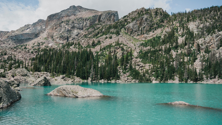 Blue waters of Lake Haiyaha