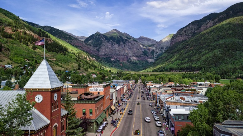 Telluride, Colorado and surrounding mountains