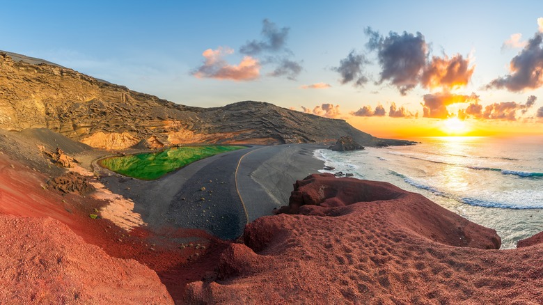 a captivating blend of colors seaside as the sun sets