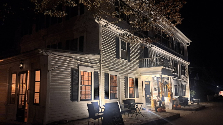 A nighttime view of 1754 House Inn & Restaurant