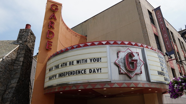 Garde Theater in New London