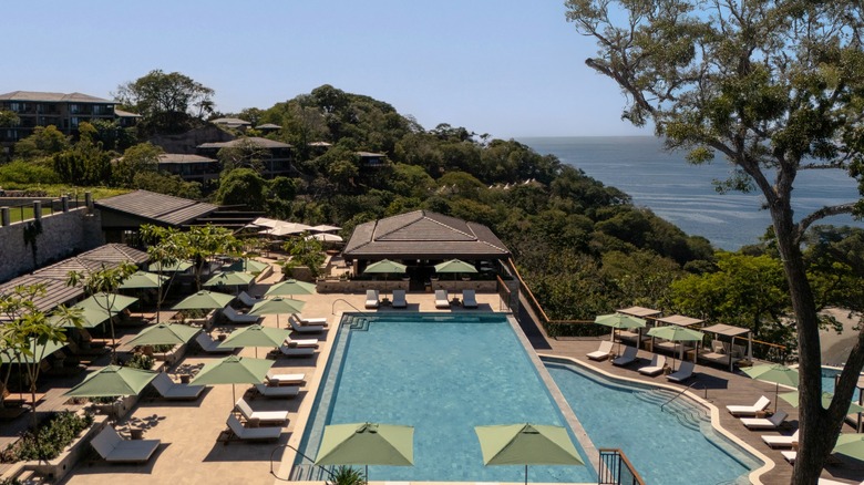 View of the pool and property of Nekajui