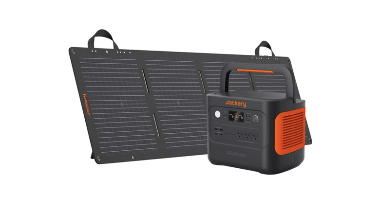 Product image for the Jackery 1000 Plus Portable Power Station