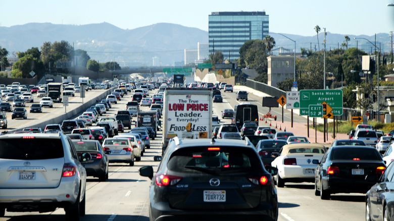 cars in a traffic jam on the I-405 in Los Angeles