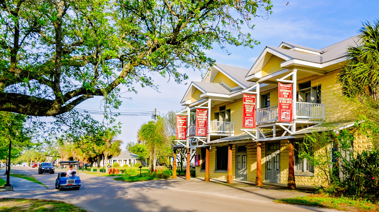 Bay St. Louis, Mississippi streets with architectural buildings in the background.