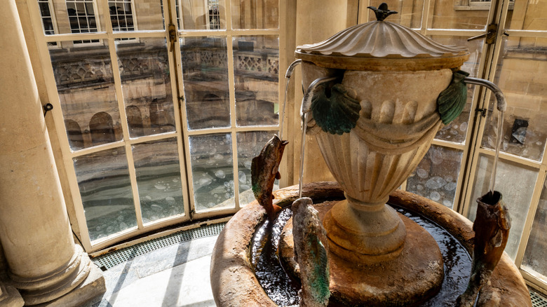 The fountain at The Pump Room in Bath, England