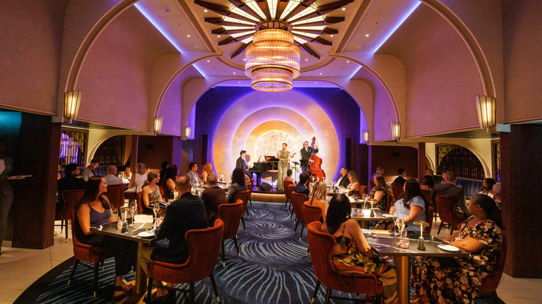 The new Lincoln Park Supper Club on Royal Caribbean's Star of the Seas serves up an elevated dining experience inspired by 1930s Chicago. Vacationers embark on a multi-course journey with curated dishes thoughtfully paired with sophisticated cocktails and jazz music.