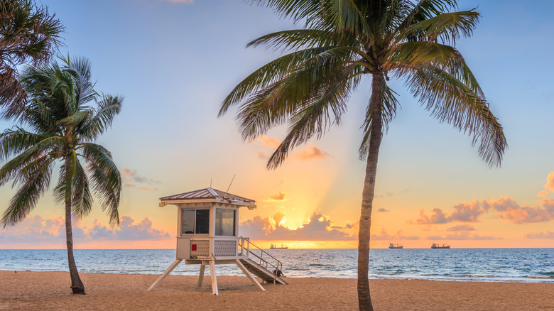 A lifeguard station in Fort Lauderdale on Flordia's eastern Atlantic coast at sunrise