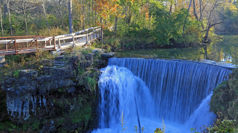 Cedar Cliff Falls in Indian Mound Reserve