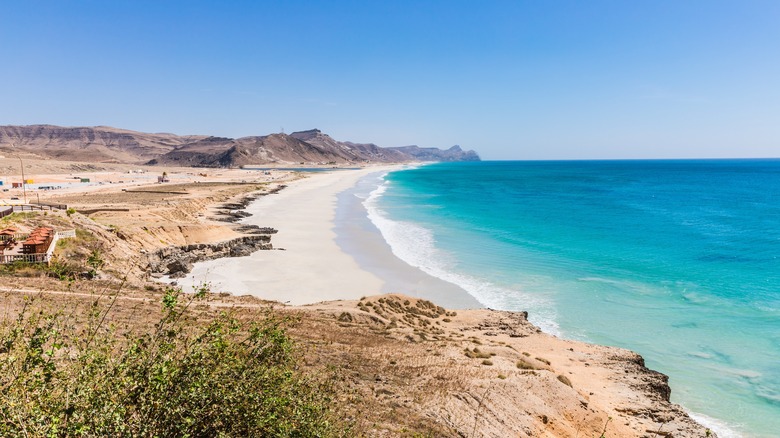 Al-Mughsail Beach in Salalah