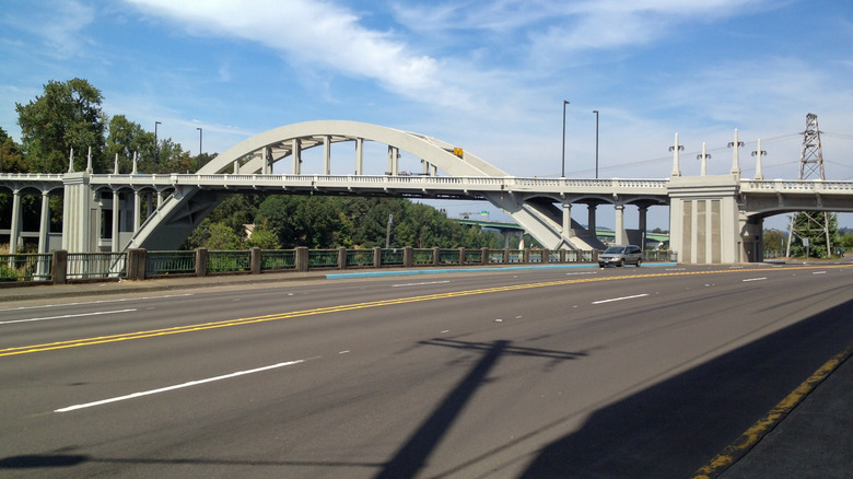 The bridge crossing the Willamette River in Oregon City, OR