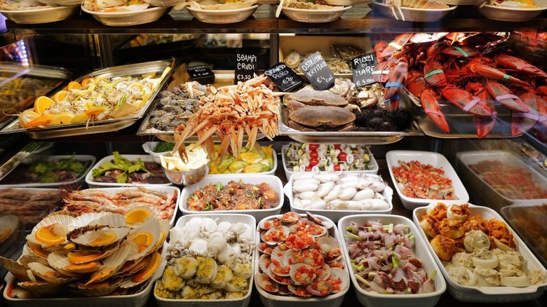 The cicchetti counter at Hostaria Vite Rossa, Mestre, Italy