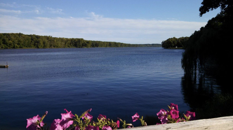 scenic view of New Baltimore, NY
