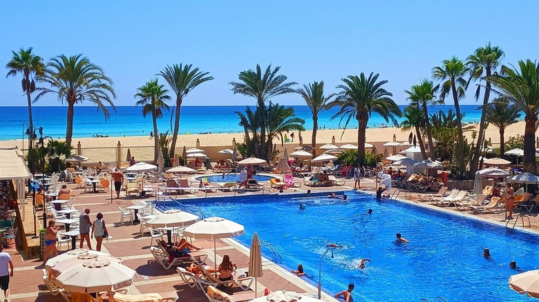 Pool at the Hotel Riu Oliva Beach Resort in the Canary Islands