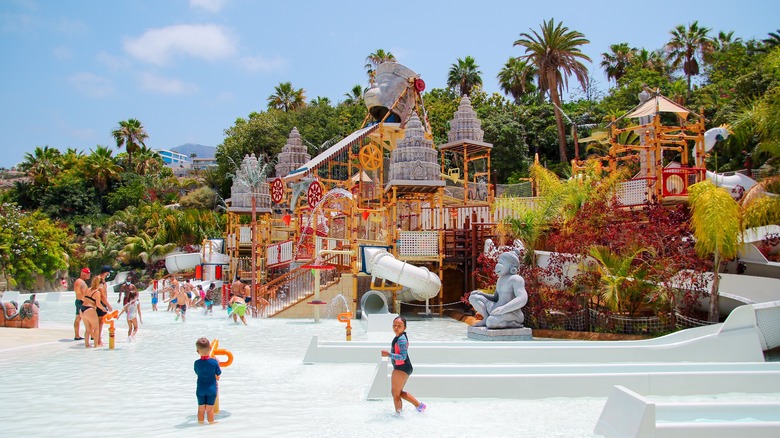 Children playing at a water playground at Siam Park