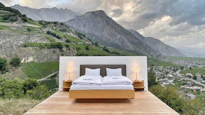 Null Stern Hotel in the Swiss Alps