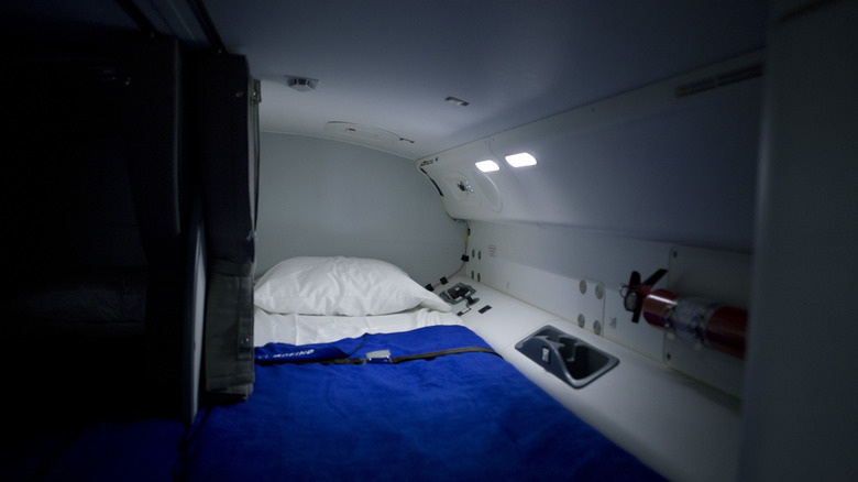 Crew rest area on a plane