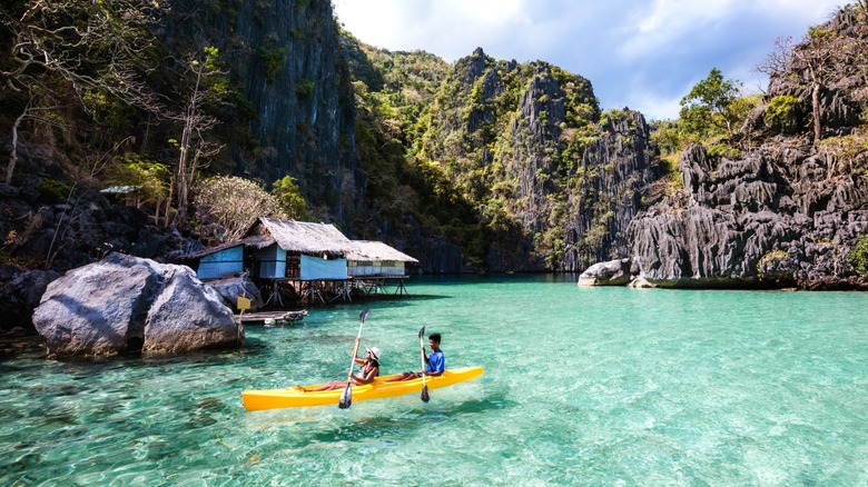 canoe philippines cove