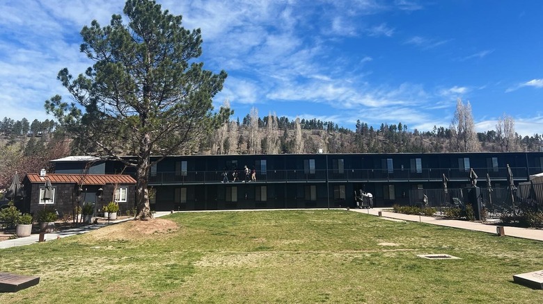 High Country Motor Lodge from outside