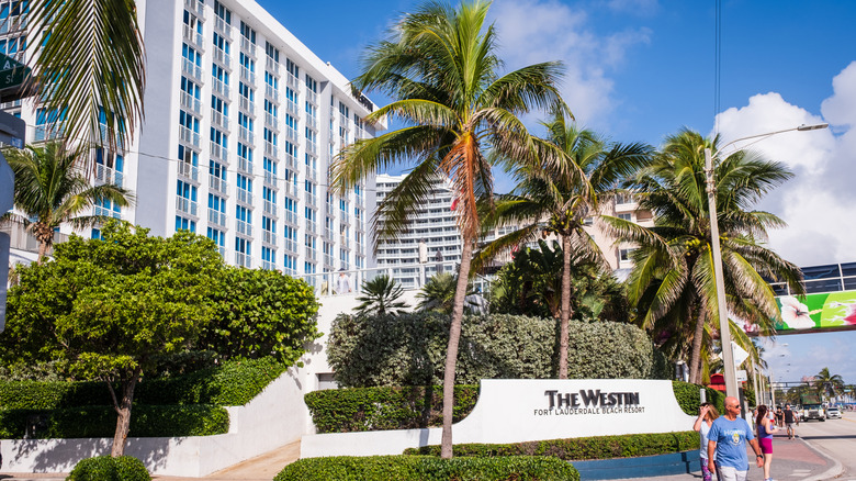 view of the westin beach resort in fort lauderdale