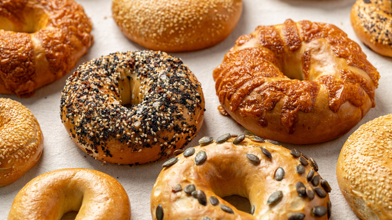 A tray of bagels