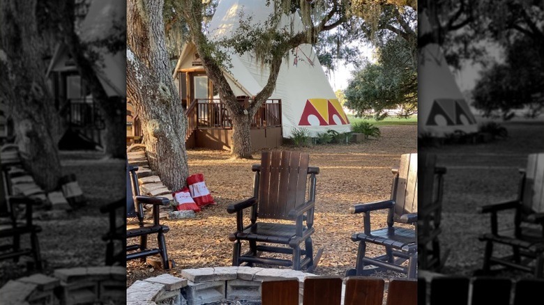 luxe teepee at River Ranch