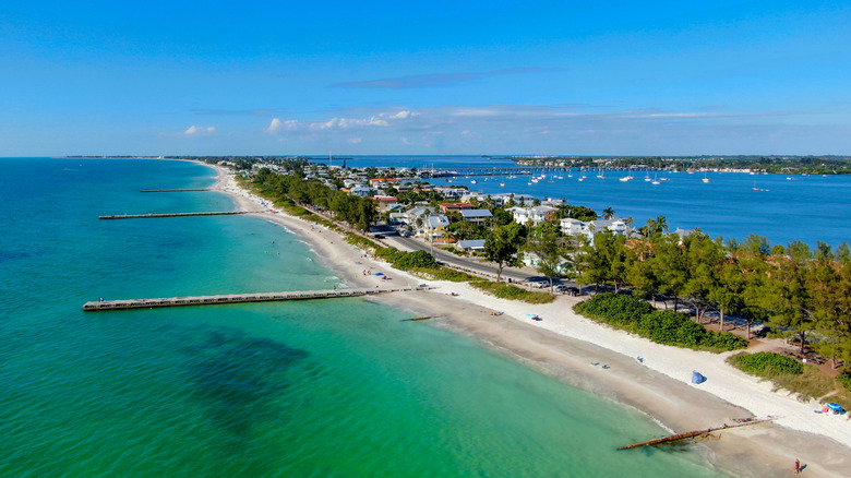 A view of Coquina Beach near Anna Maria Island