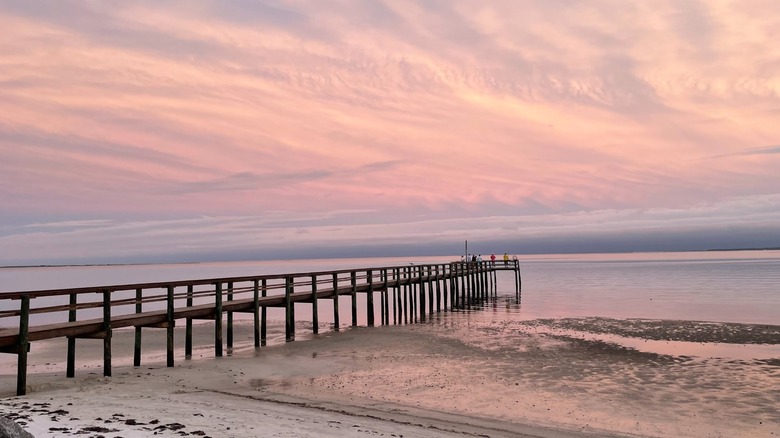 Pier at Ho-Hum RV Park