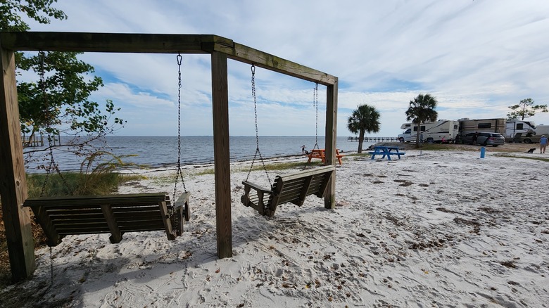 Ho-Hum RV Park in Florida