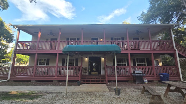 Exterior of the Chassahowitzka Hotel