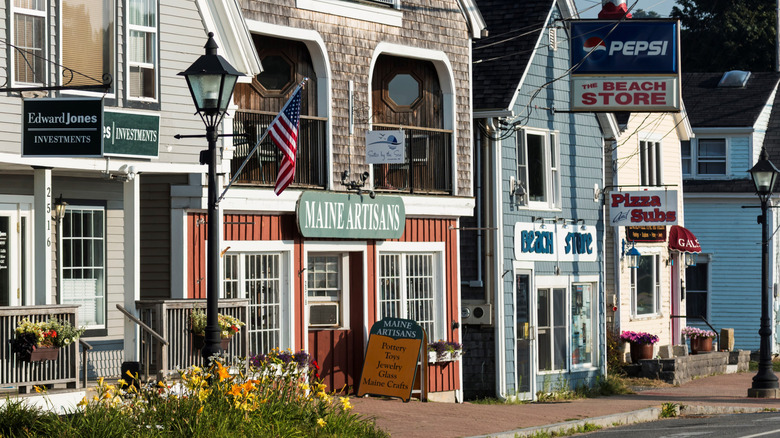 Colorful buildings and storefronts in Lincolnville, Maine